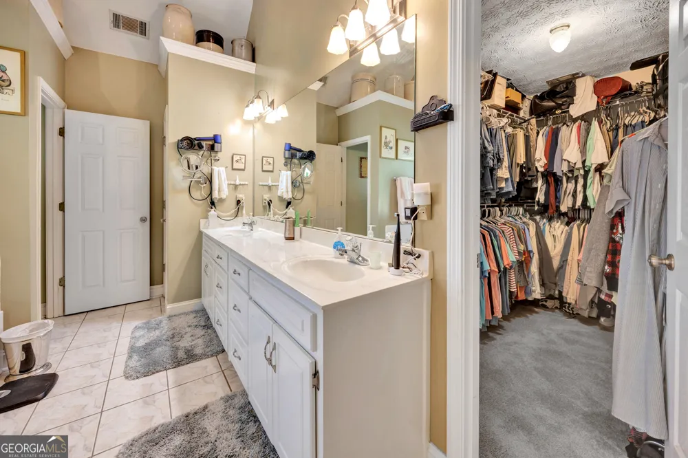 2554 Cedar WAY Loganville, GA 30052