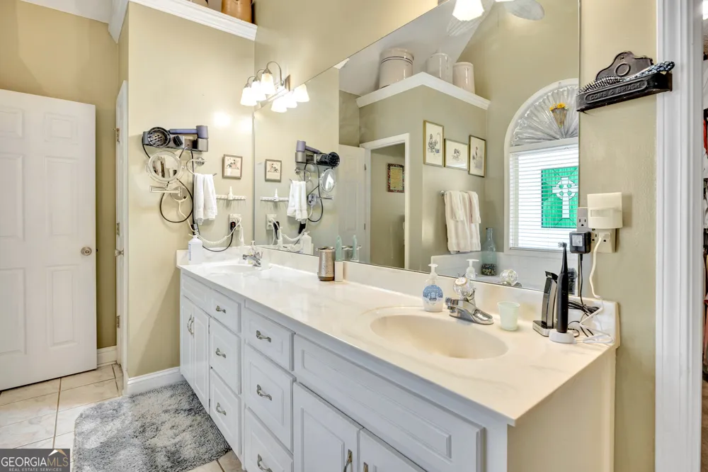 2554 Cedar WAY Loganville, GA 30052