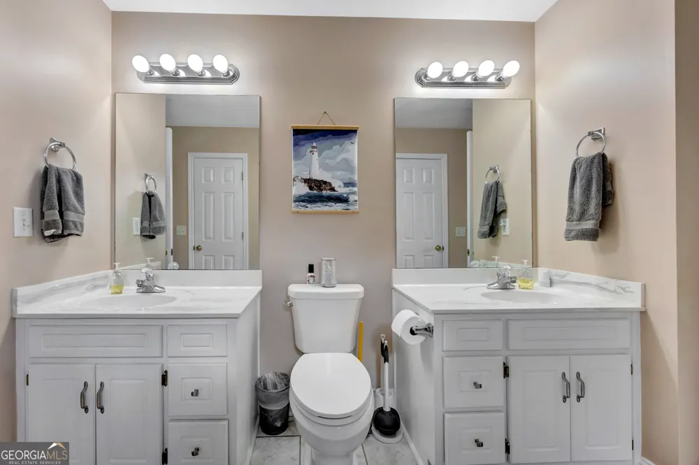 2554 Cedar WAY Loganville, GA 30052