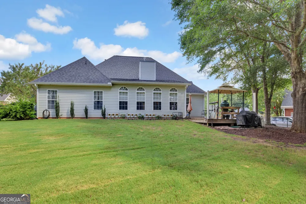 2554 Cedar WAY Loganville, GA 30052