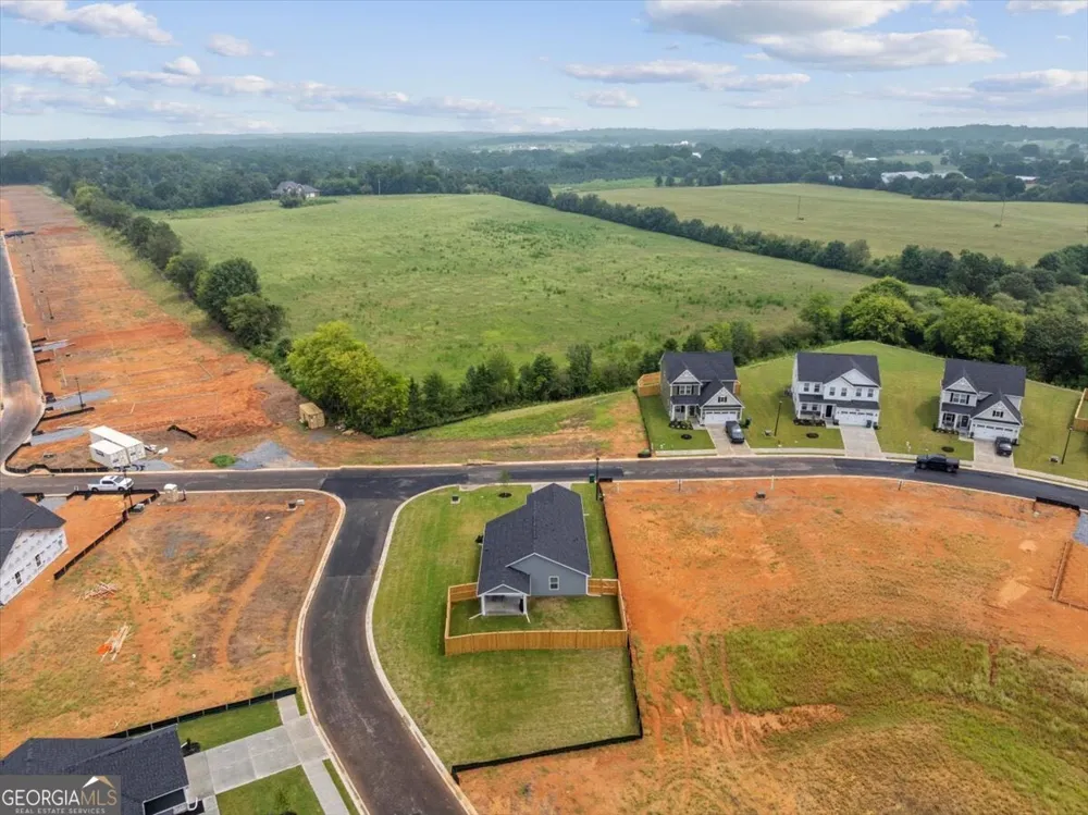 358 Oakleigh DR Calhoun, GA 30701