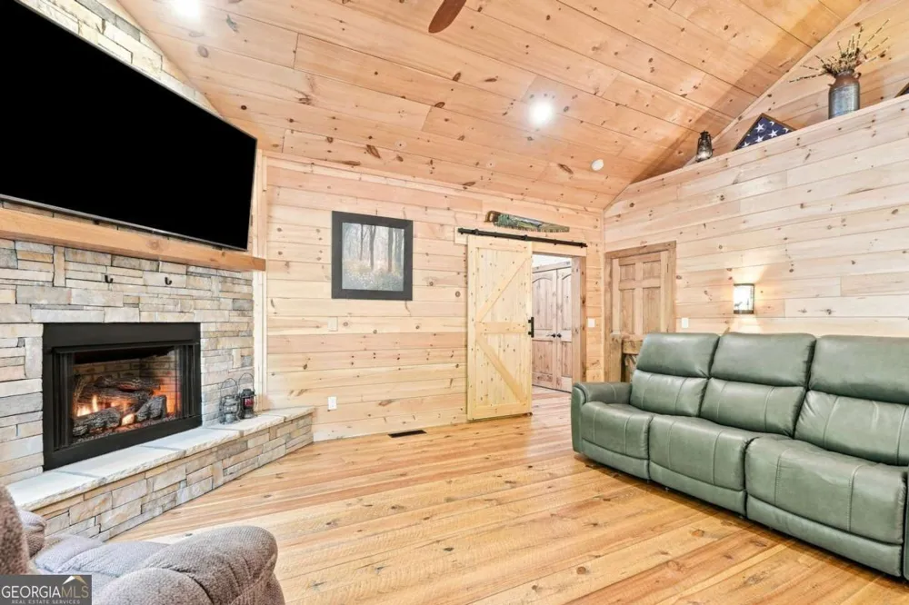 114 Hideaway TRL Copperhill, TN 37317