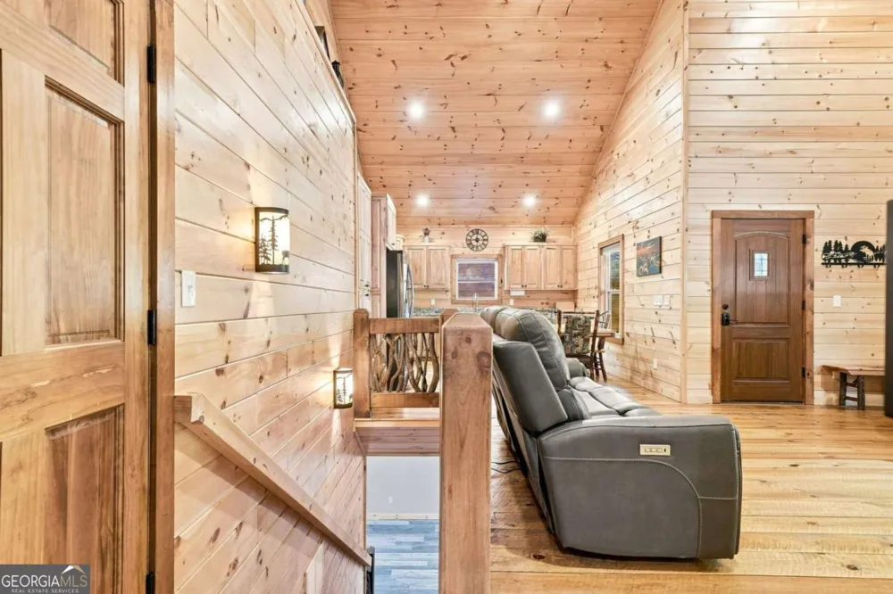 114 Hideaway TRL Copperhill, TN 37317