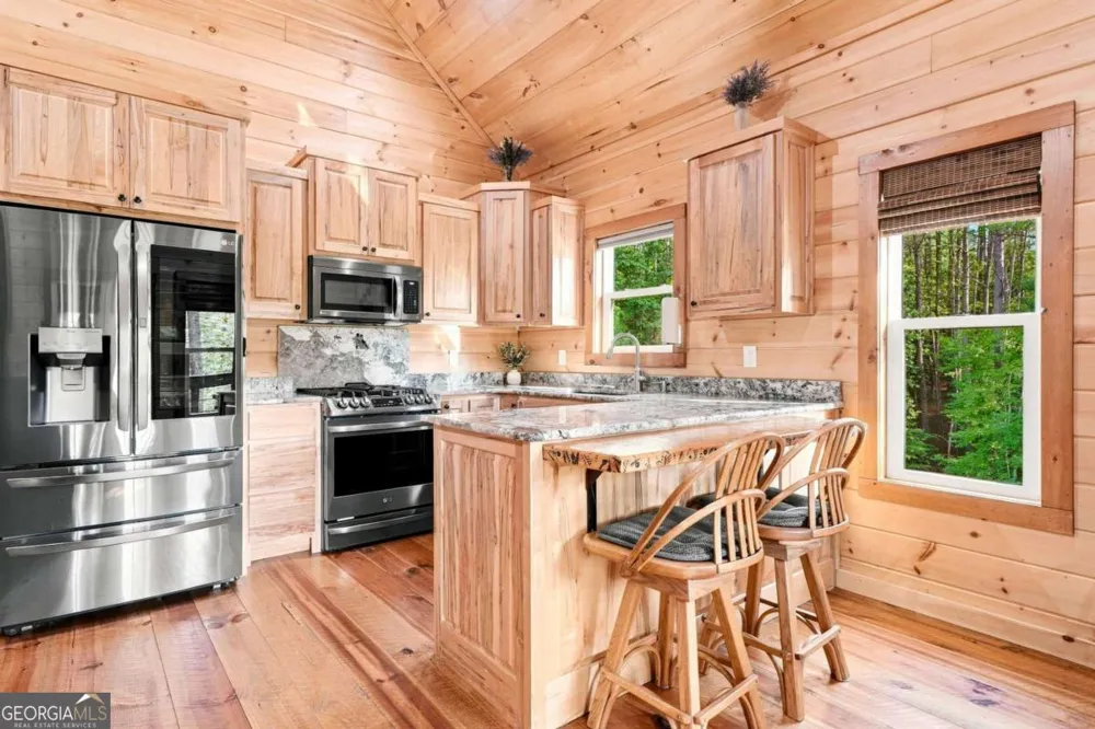114 Hideaway TRL Copperhill, TN 37317
