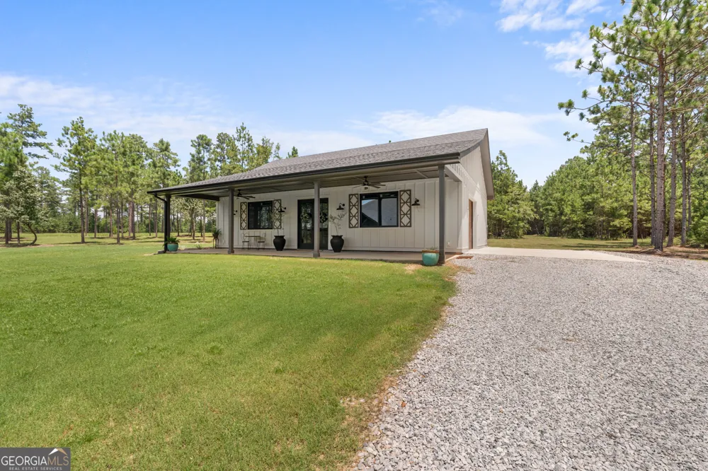 115 E Lake DR Statesboro, GA 30458