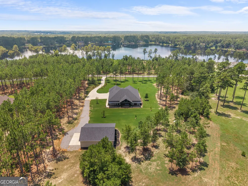 115 E Lake DR Statesboro, GA 30458