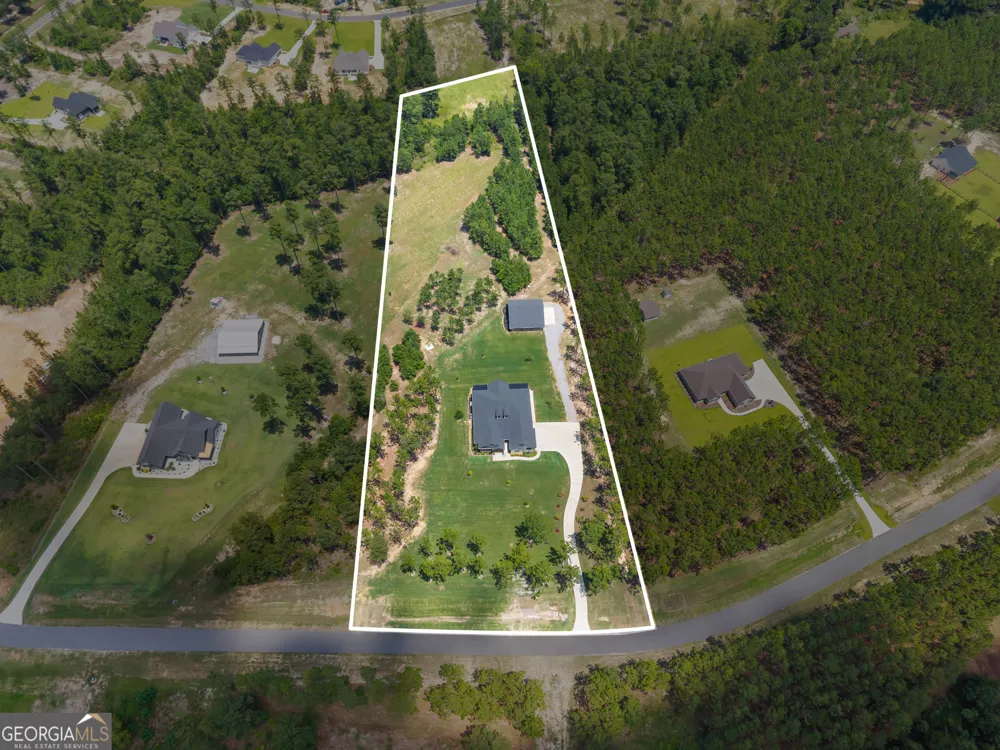 115 E Lake DR Statesboro, GA 30458