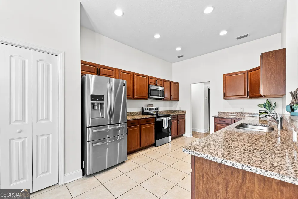234 Hide Away Lake DR Kingsland, GA 31548