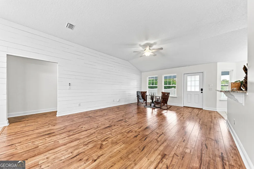 234 Hide Away Lake DR Kingsland, GA 31548