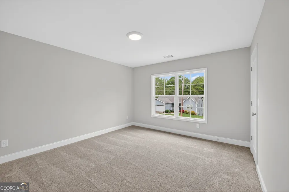 4862 White ST Sugar Hill, GA 30518