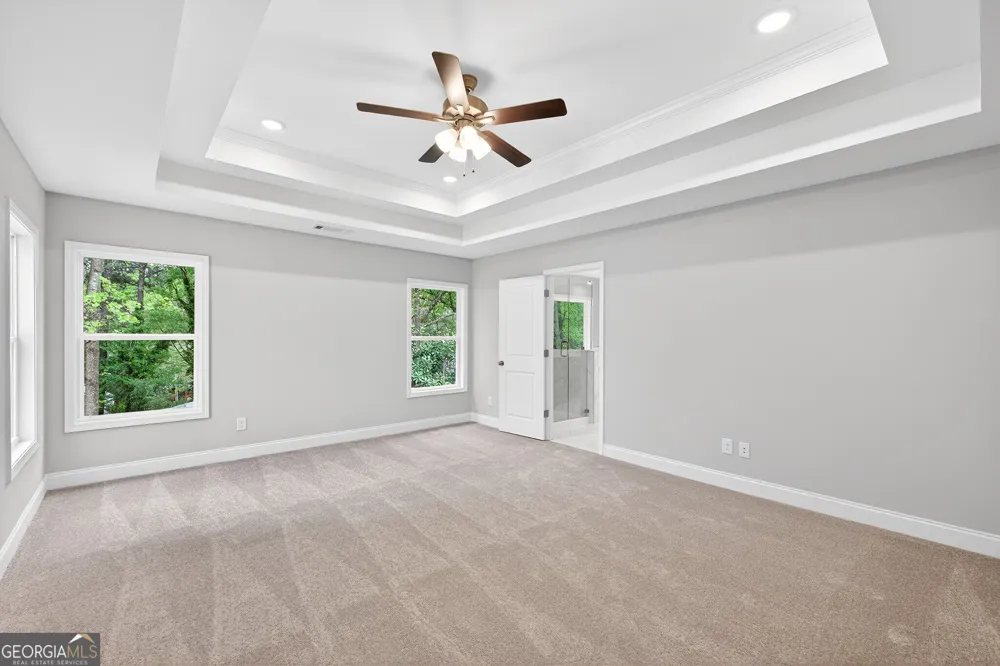 4862 White ST Sugar Hill, GA 30518