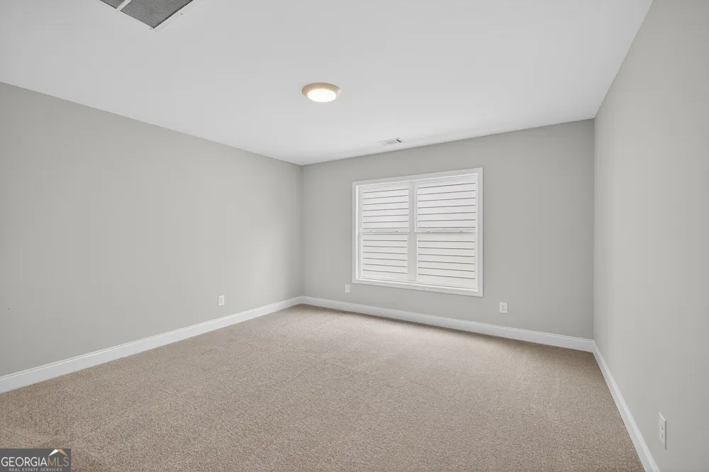 4862 White ST Sugar Hill, GA 30518