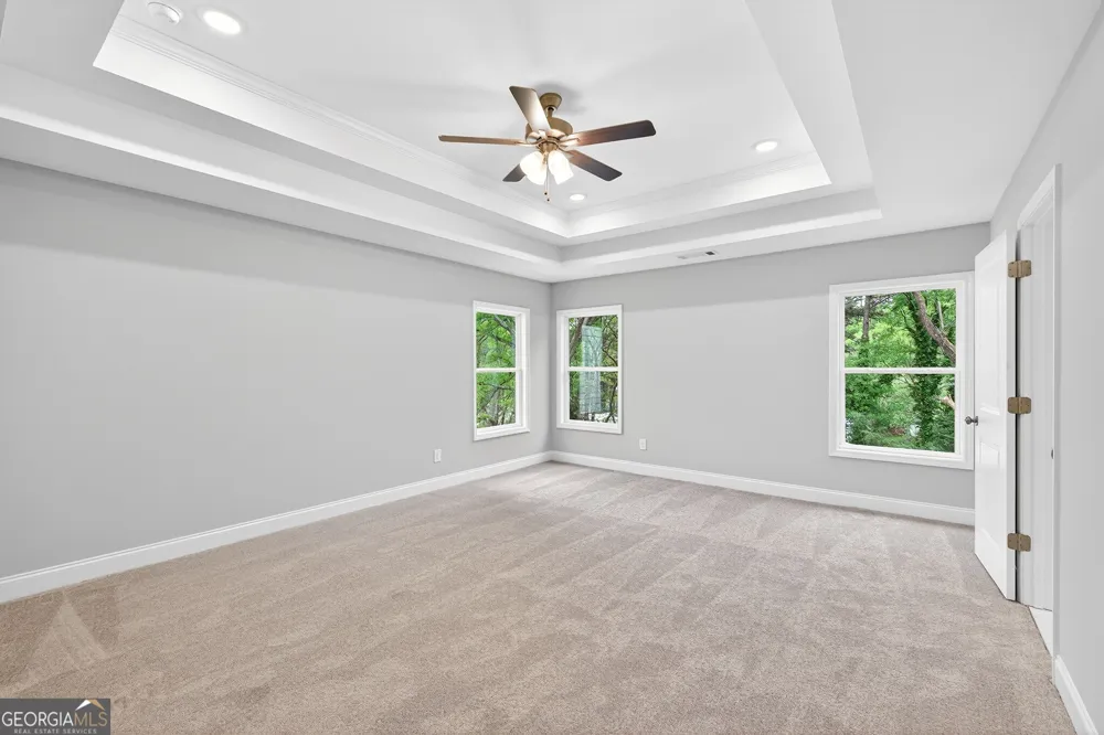 4862 White ST Sugar Hill, GA 30518