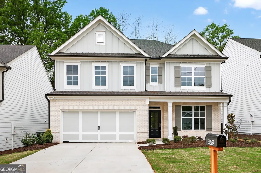 4862 White ST Sugar Hill, GA 30518