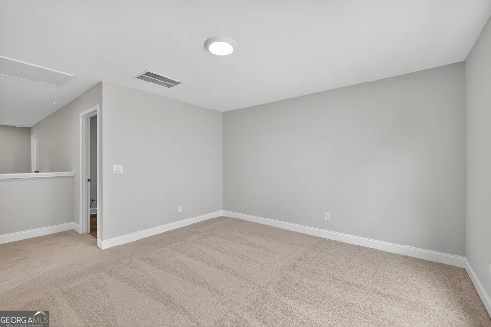 4862 White ST Sugar Hill, GA 30518
