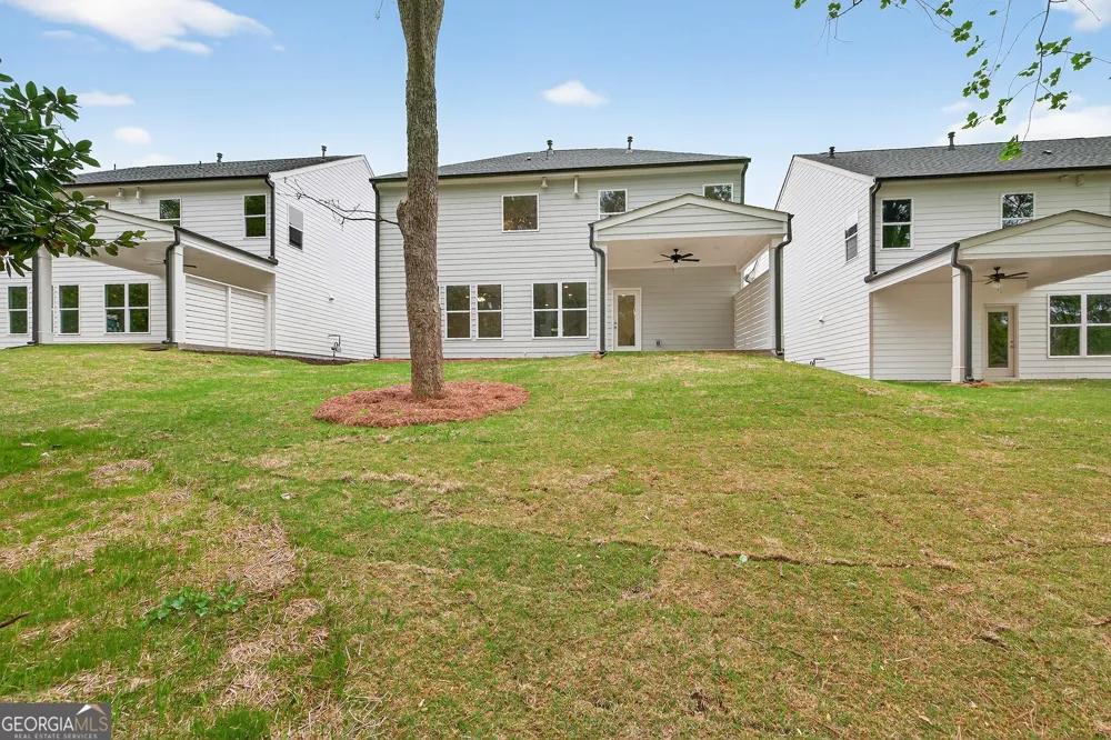 4862 White ST Sugar Hill, GA 30518