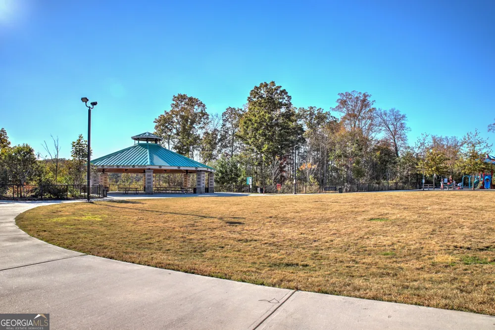 4862 White ST Sugar Hill, GA 30518