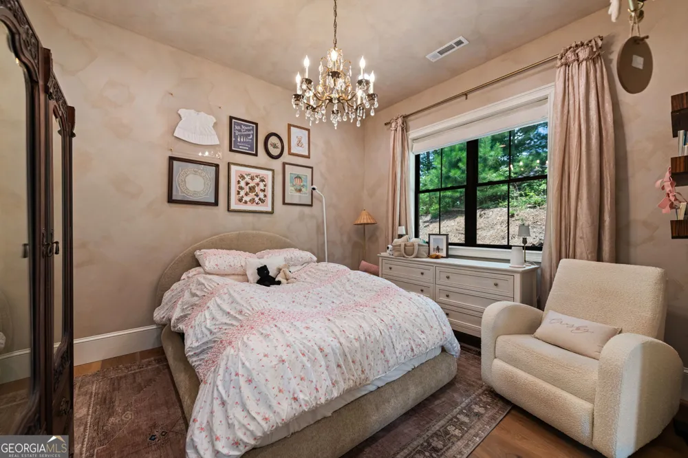 470 Old Orchard RD Ellijay, GA 30536