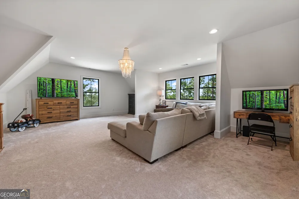 470 Old Orchard RD Ellijay, GA 30536