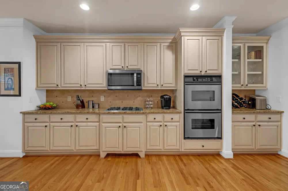 2614 Long Pointe Roswell, GA 30076