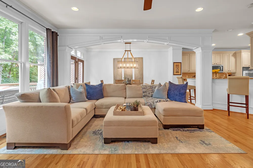 2614 Long Pointe Roswell, GA 30076