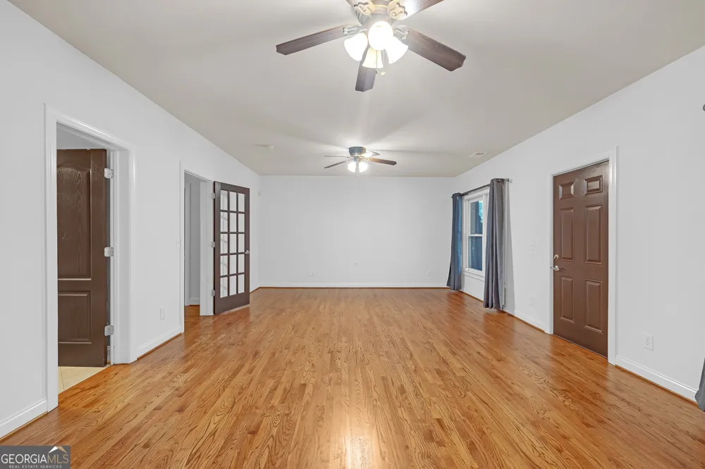 2614 Long Pointe Roswell, GA 30076