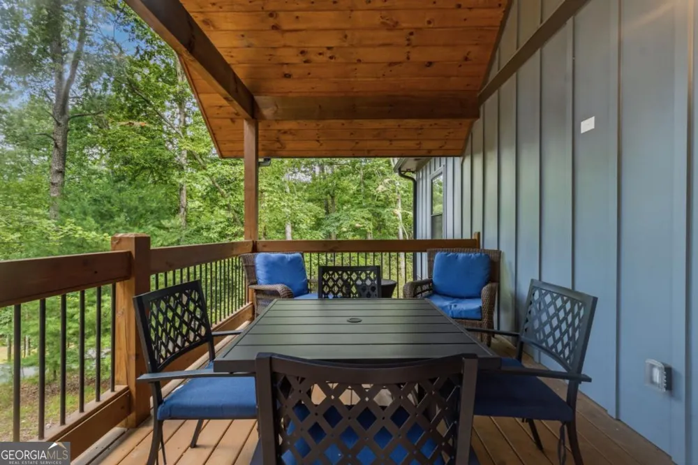 1100 Zenith TRL Ellijay, GA 30540