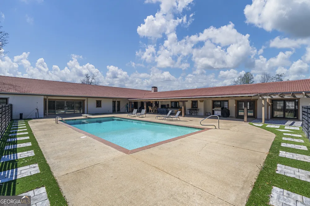 1229 Pierce RD Waverly Hall, GA 31831