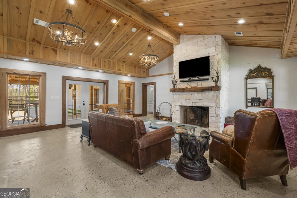 1229 Pierce RD Waverly Hall, GA 31831