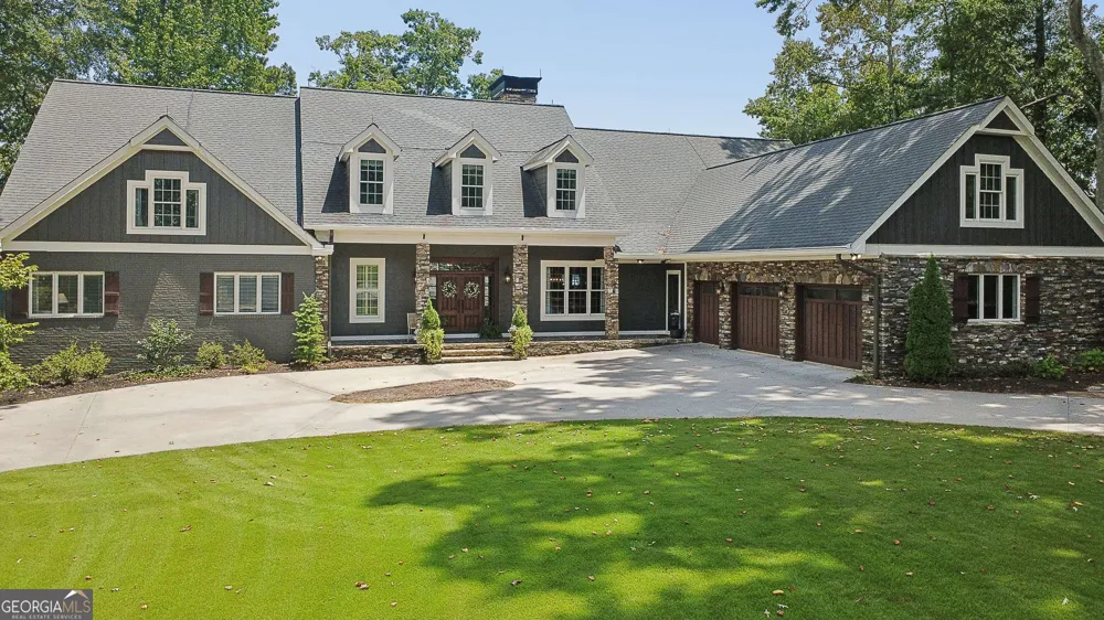 102 Pebblestump PT Peachtree City, GA 30269