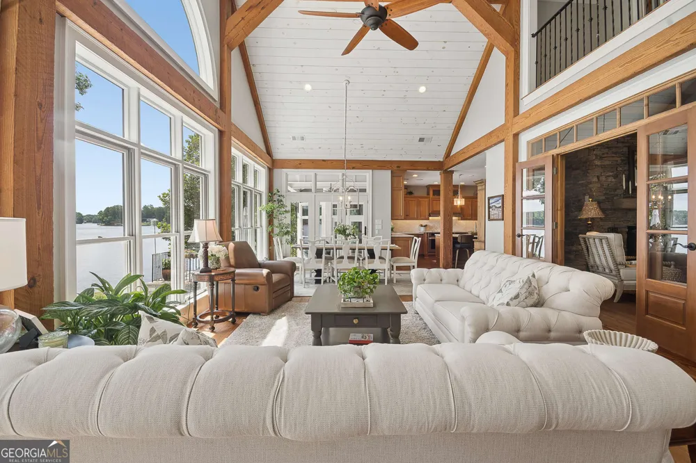 102 Pebblestump PT Peachtree City, GA 30269