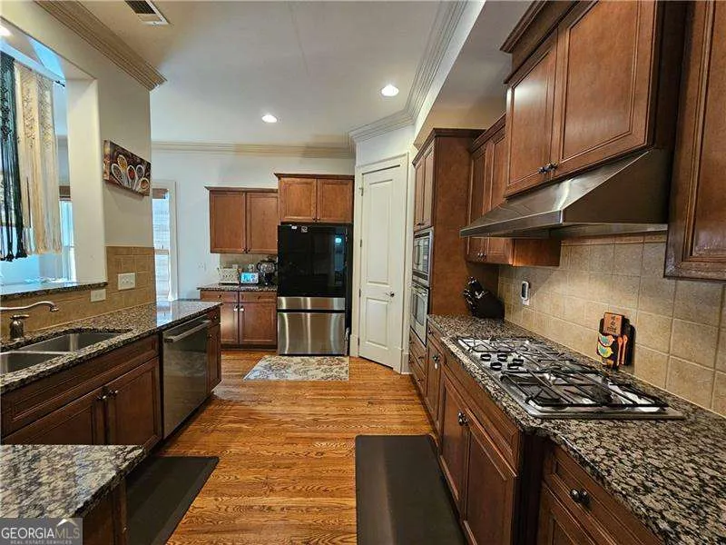 10924 Waters RD Alpharetta, GA 30022