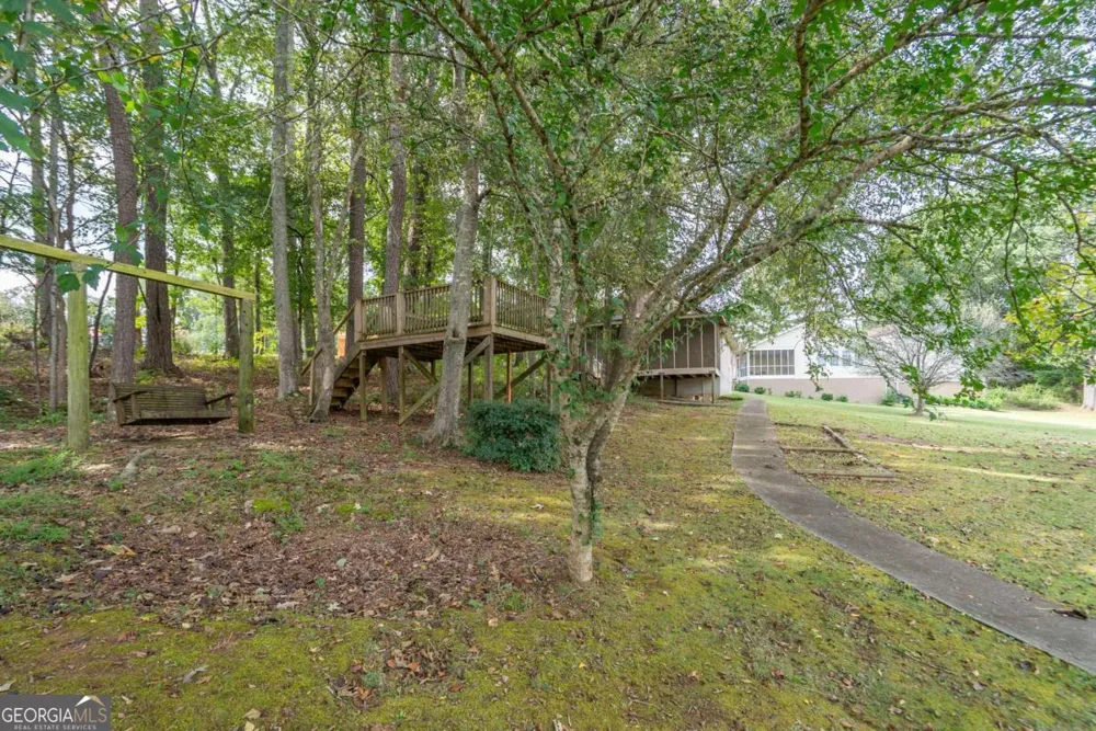 1180 Green Briar DR Madison, GA 30650