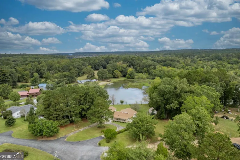 1180 Green Briar DR Madison, GA 30650