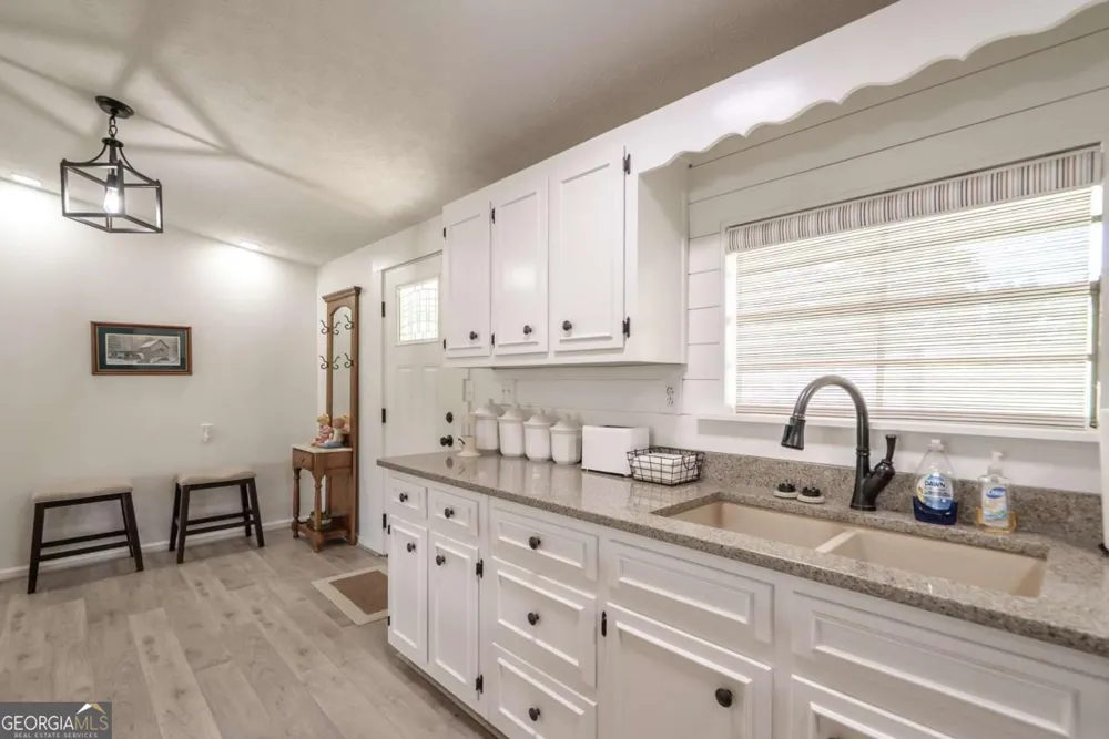 1180 Green Briar DR Madison, GA 30650