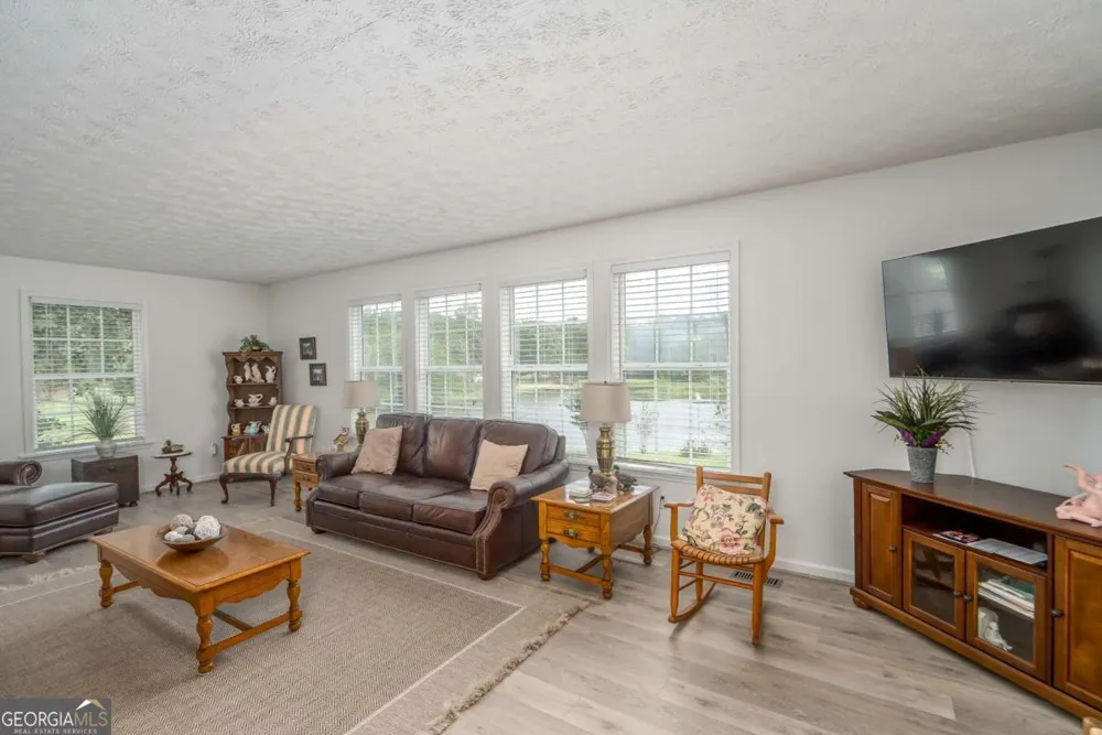 1180 Green Briar DR Madison, GA 30650