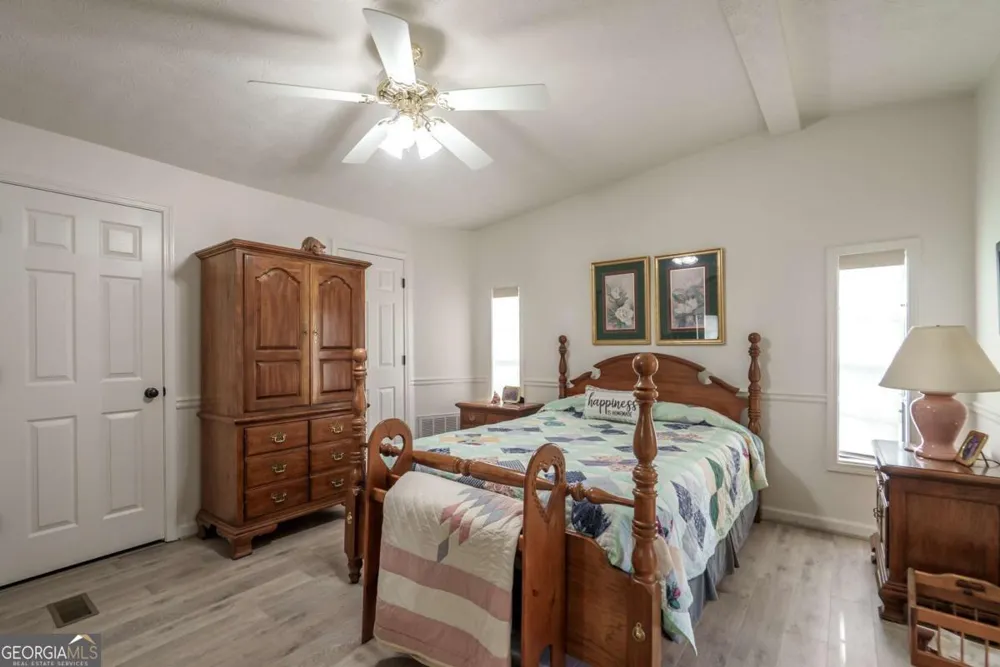 1180 Green Briar DR Madison, GA 30650