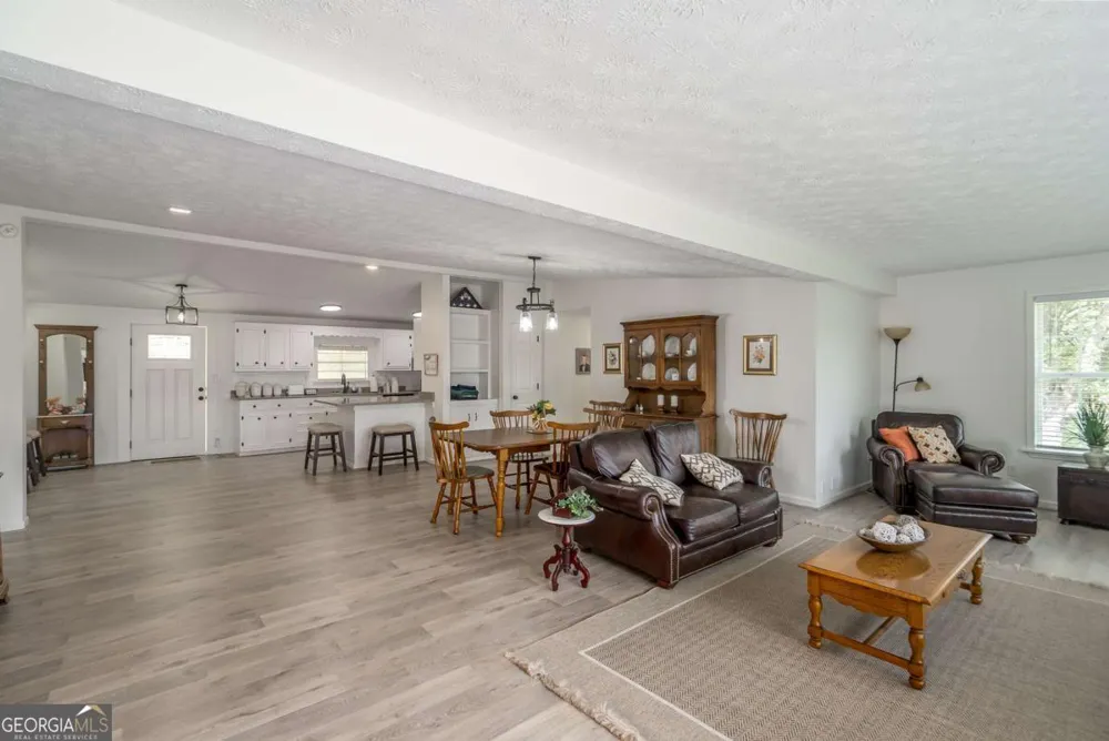 1180 Green Briar DR Madison, GA 30650