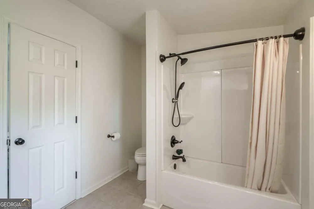 1180 Green Briar DR Madison, GA 30650