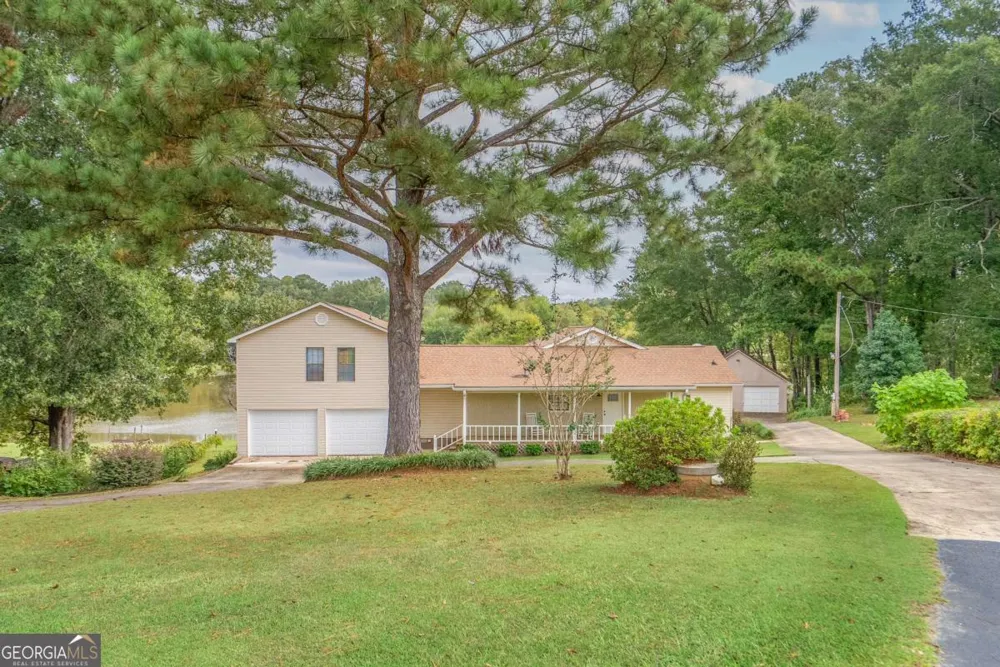 1180 Green Briar DR Madison, GA 30650