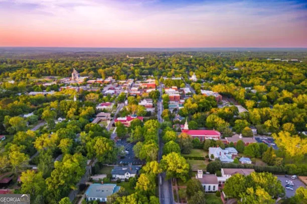 370 Park ST Madison, GA 30650