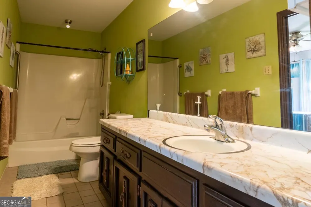 2911 Happy Hollow DR SE Conyers, GA 30094