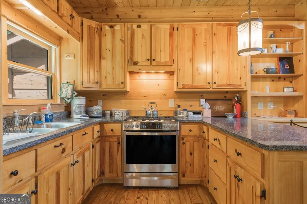 196 Creek Camp RD Ellijay, GA 30536