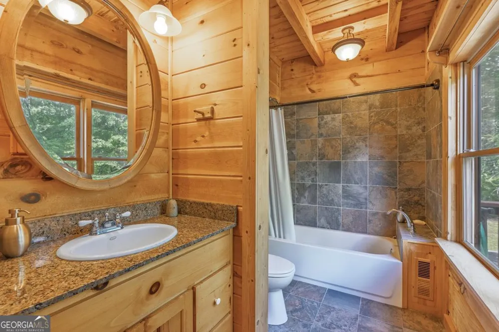 196 Creek Camp RD Ellijay, GA 30536