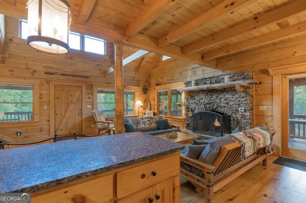 196 Creek Camp RD Ellijay, GA 30536