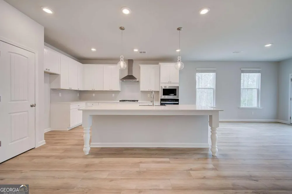 2424 Dixon PL Lawrenceville, GA 30045