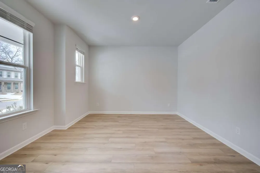 2424 Dixon PL Lawrenceville, GA 30045