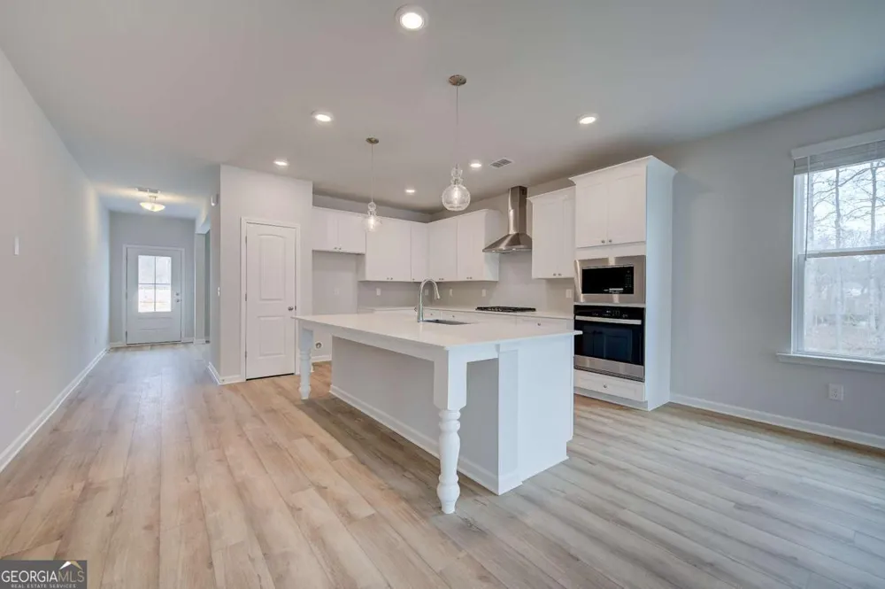 2424 Dixon PL Lawrenceville, GA 30045