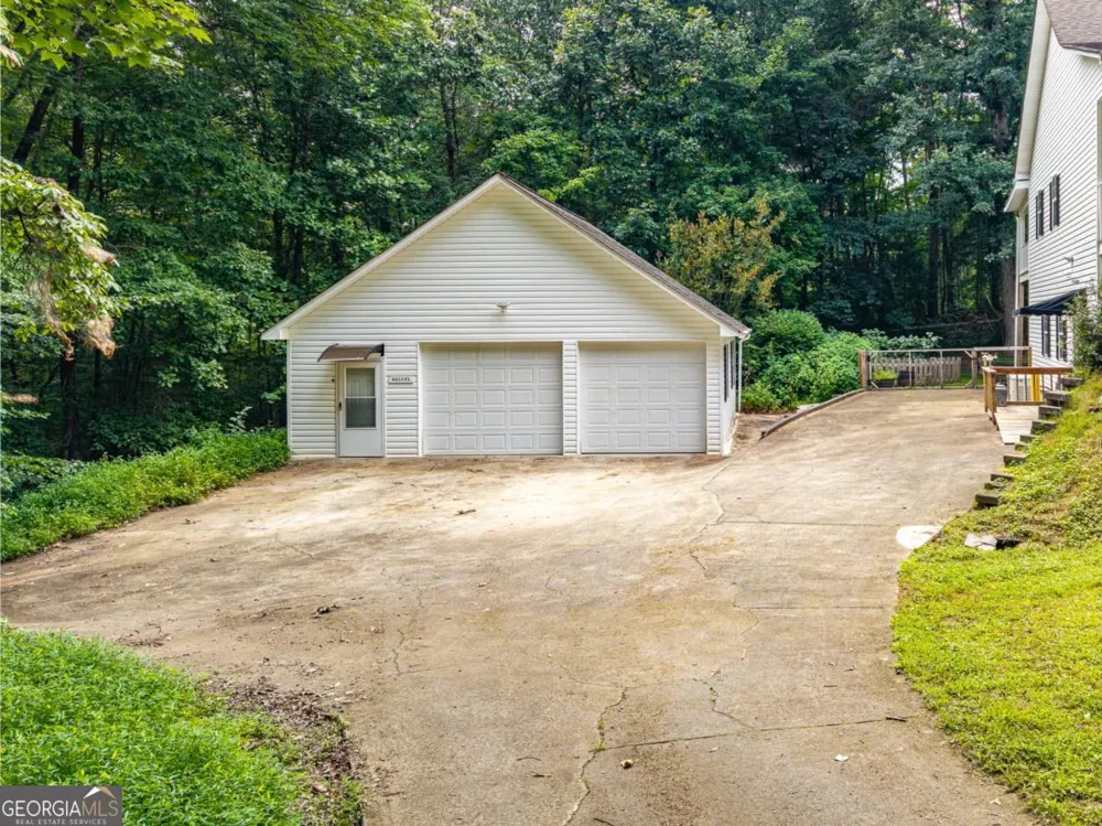 387 Leonard Evans RD Ellijay, GA 30540