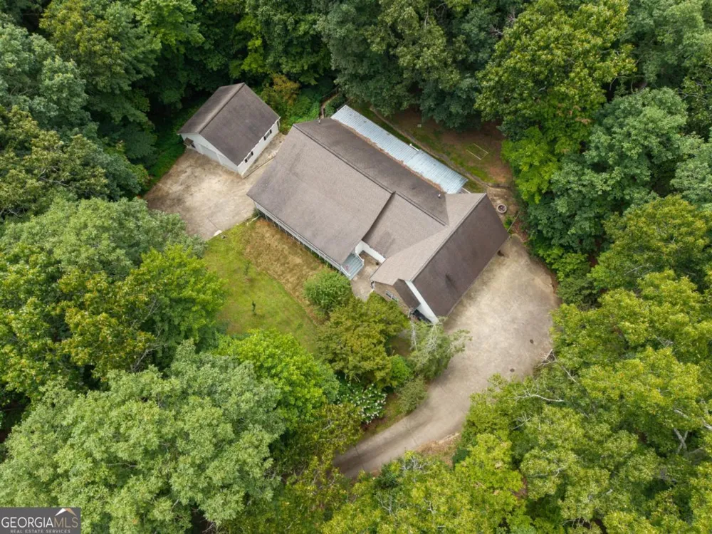 387 Leonard Evans RD Ellijay, GA 30540